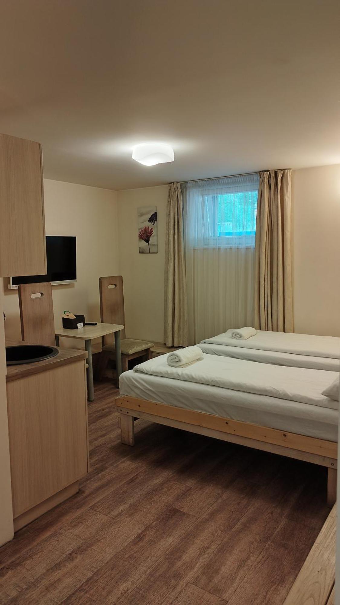 Kubu Ground Floor Rooms Klaipėda Buitenkant foto